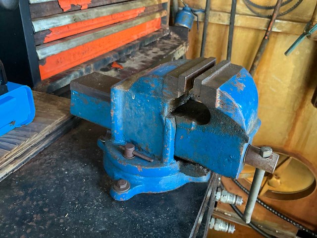 2018 speck p45/60-250 geïsoleerde spuitcontainer - afbeelding 47 van  69