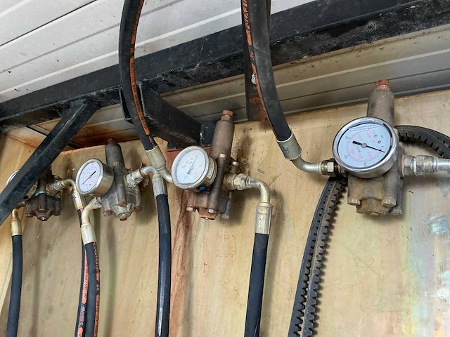 2018 speck p45/60-250 geïsoleerde spuitcontainer - afbeelding 49 van  69