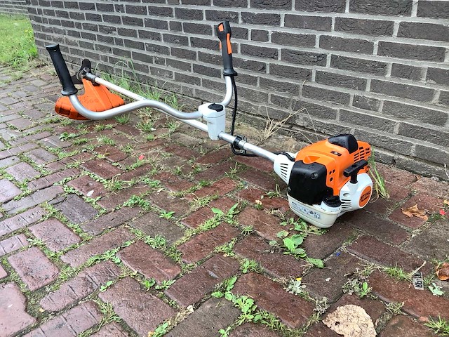 2018 stihl bosmaaier - afbeelding 1 van  6