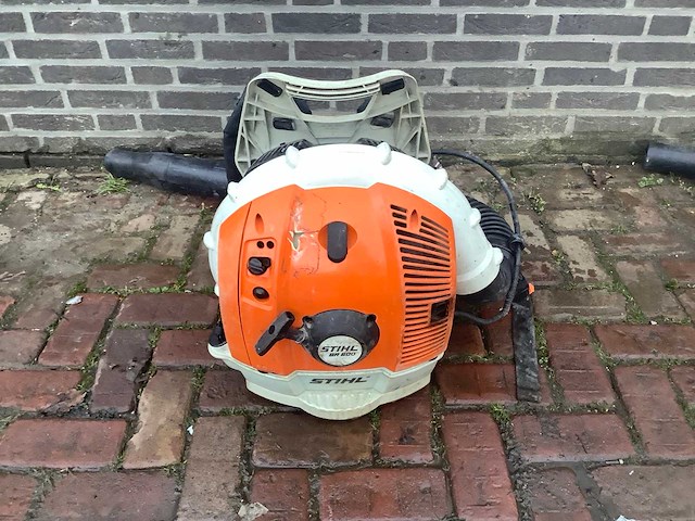 2018 stihl br600 bladblazer - afbeelding 1 van  1
