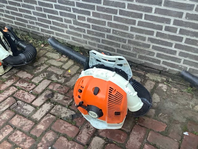 2018 stihl br600 bladblazer - afbeelding 1 van  3