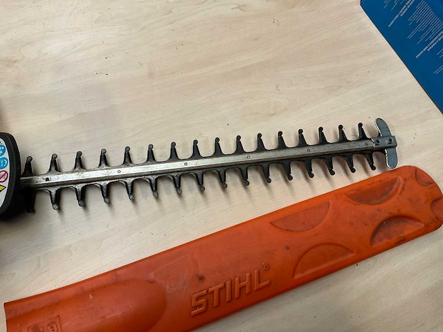 2018 stihl hsa 56 heggenschaar - afbeelding 4 van  4