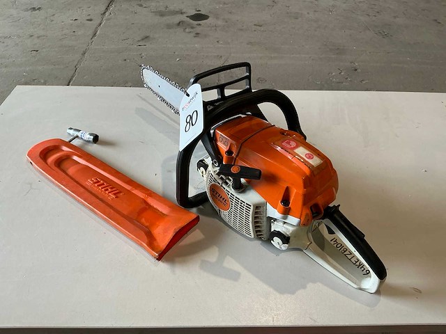 2018 stihl ms261c kettingzaag - afbeelding 1 van  4