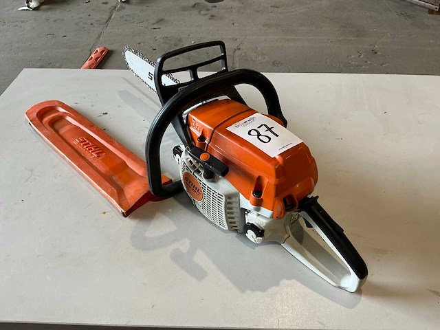 2018 stihl ms261c kettingzaag - afbeelding 1 van  3