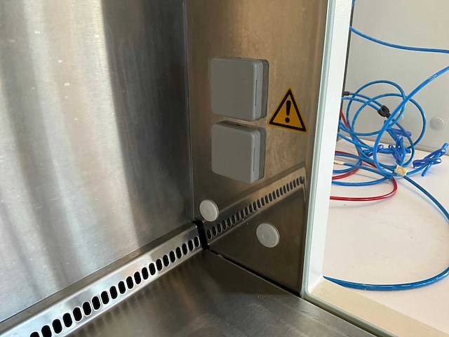 2018 thermo scientific safe 2020 1.8 microbiologische veiligheidskast en12469 - afbeelding 6 van  8