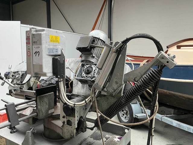 2018 thomas zip 32 metalen horizontale bandzaagmachine - afbeelding 7 van  10