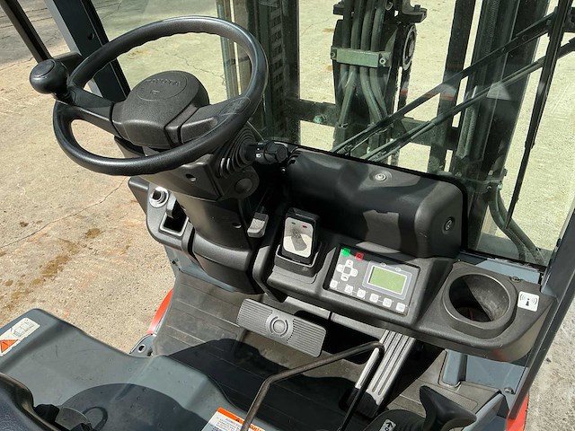 2018 toyota 8fbe16t traigo 16 elektrische vorkheftruck met acculader - afbeelding 20 van  21