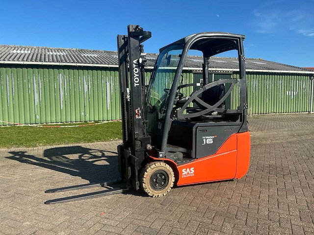 2018 toyota 8fbek16t vorkheftruck - afbeelding 1 van  14