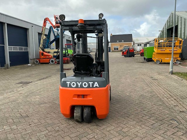 2018 toyota 8fbek18t vorkheftruck - afbeelding 11 van  13