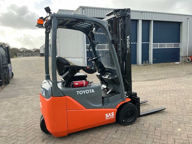 2018 toyota 8fbek18t vorkheftruck - afbeelding 12 van  13