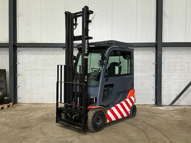 2018 toyota 8fbmt25 vorkheftruck - afbeelding 1 van  6
