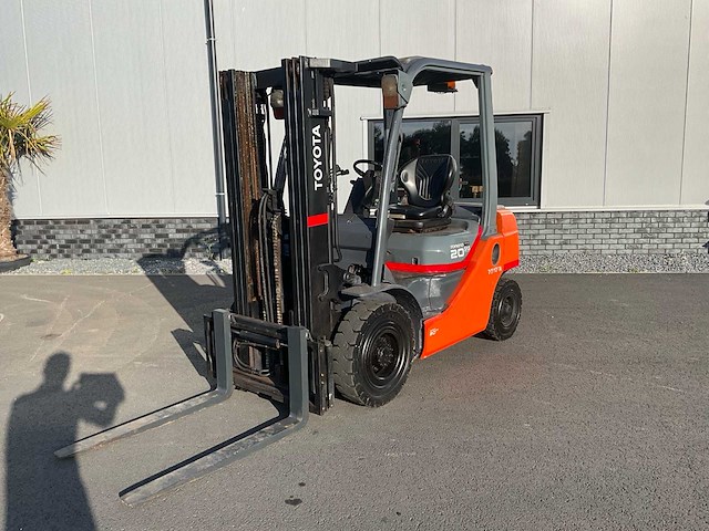 2018 toyota 8fd20 vorkheftruck - afbeelding 1 van  20
