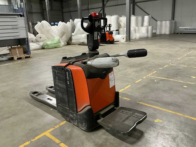 2018 toyota lpe200 elektrische palletwagen met platform - afbeelding 12 van  15