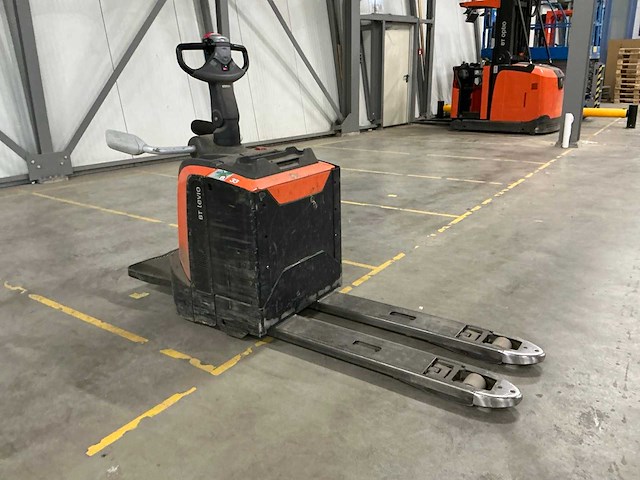 2018 toyota lpe200 elektrische palletwagen met platform - afbeelding 8 van  14