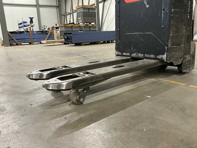 2018 toyota lpe200 elektrische palletwagen met platform - afbeelding 14 van  14