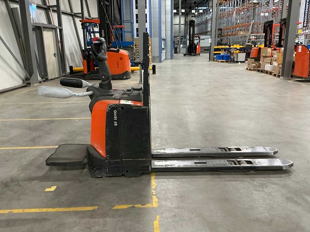 2018 toyota lpe200 elektrische palletwagen met platform - afbeelding 9 van  14