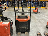 2018 toyota lpe200 meerijpallettruck - afbeelding 4 van  7