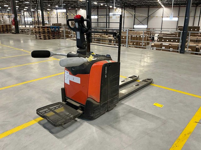 2018 toyota lpe200 meerijpallettruck - afbeelding 12 van  16