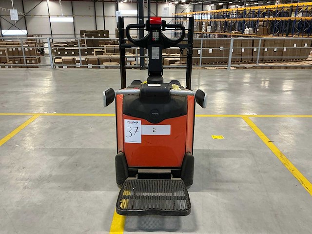 2018 toyota lpe200 meerijpallettruck - afbeelding 13 van  16