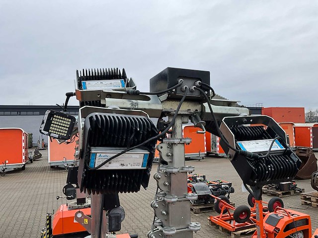2018 trime x-chain a0002 stationaire lichtmast - afbeelding 3 van  15