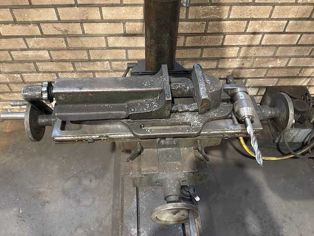 2018 uwm40a boor- /freesmachine - afbeelding 6 van  6