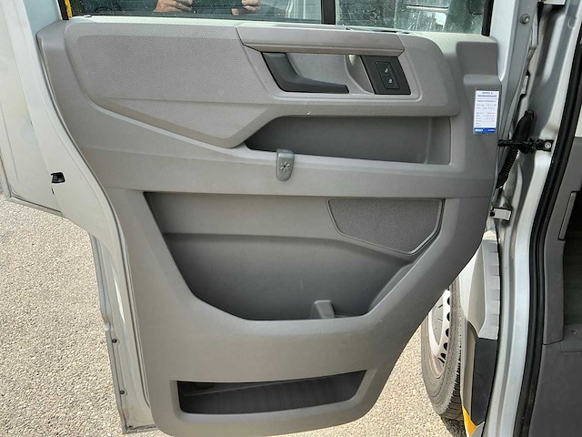 2018 volkswagen crafter 35 2.0 tdi l3h3 tr bestelwagen - afbeelding 7 van  36