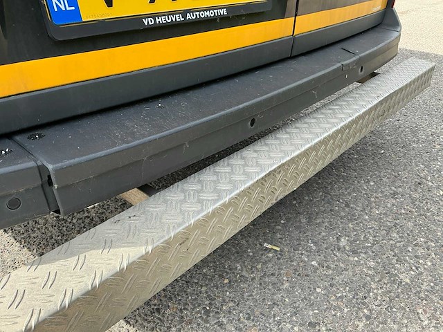 2018 volkswagen crafter 35 2.0 tdi l3h3 tr bestelwagen - afbeelding 18 van  36