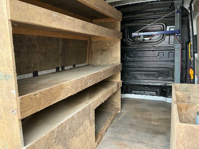 2018 volkswagen crafter 35 2.0tdi l3h3 bedrijfswagen - afbeelding 15 van  30