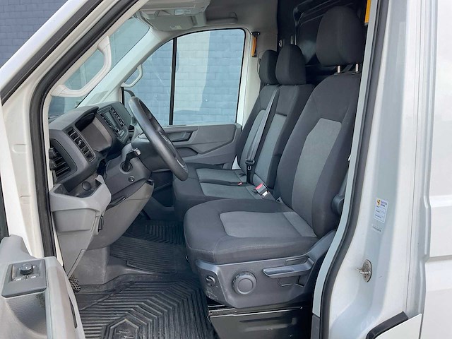 2018 volkswagen crafter bedrijfswagen (motor defect) - afbeelding 19 van  48
