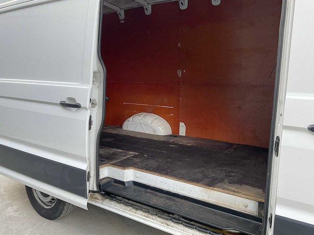 2018 volkswagen crafter bedrijfswagen (motor defect) - afbeelding 32 van  48