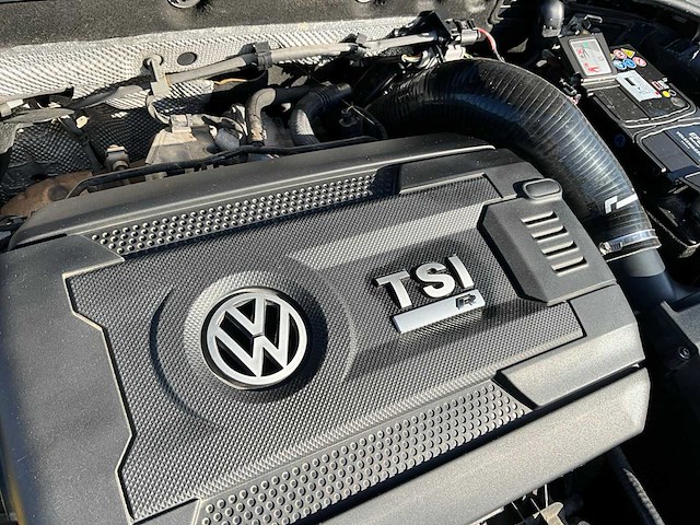 2018 volkswagen golf 2.0 tsi 4motion r akrapovic 407pk personenauto - afbeelding 32 van  42