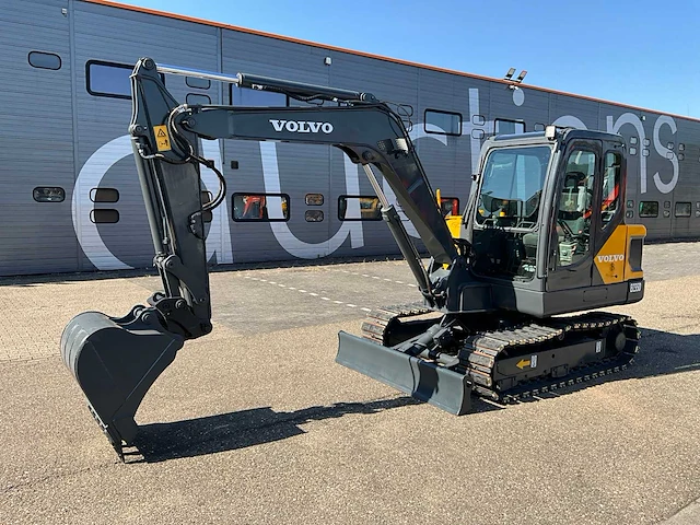 2018 volvo ec55d midigraafmachine - afbeelding 1 van  30