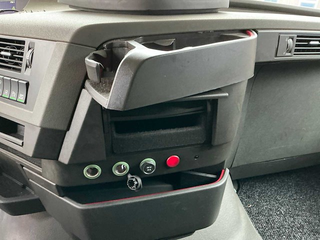 2018 volvo fh opleggertrekker - afbeelding 28 van  41