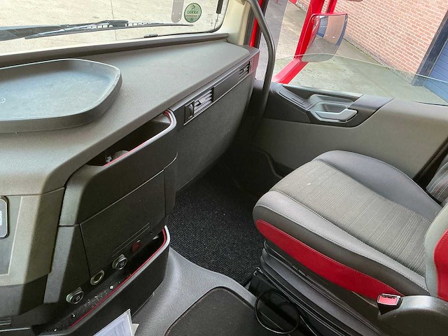 2018 volvo fh opleggertrekker - afbeelding 32 van  45