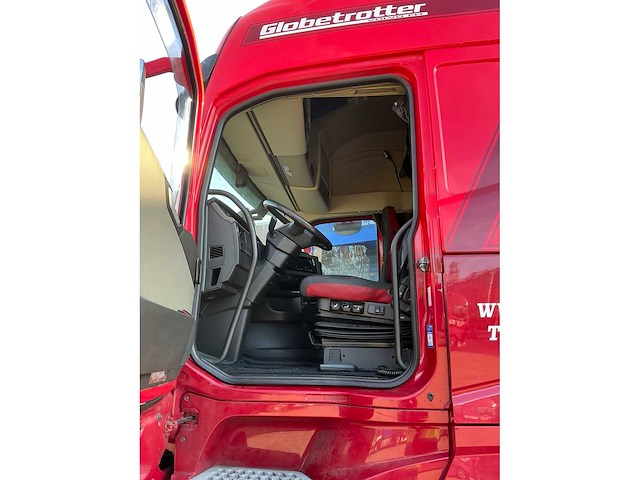 2018 volvo fh opleggertrekker - afbeelding 20 van  45