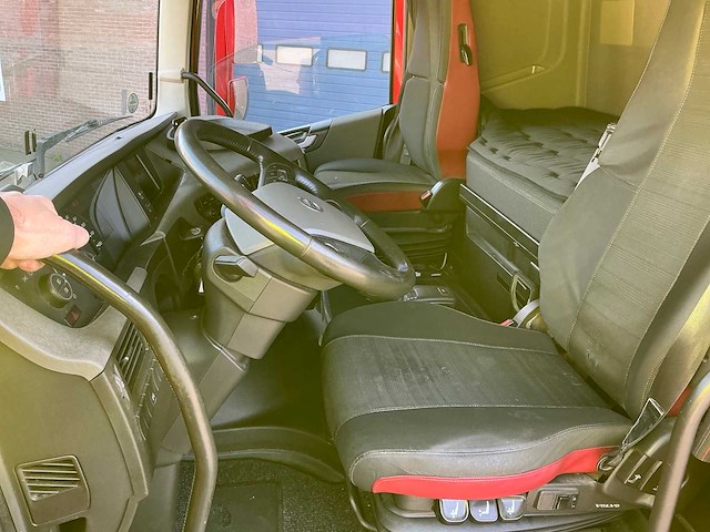 2018 volvo fh opleggertrekker - afbeelding 21 van  45