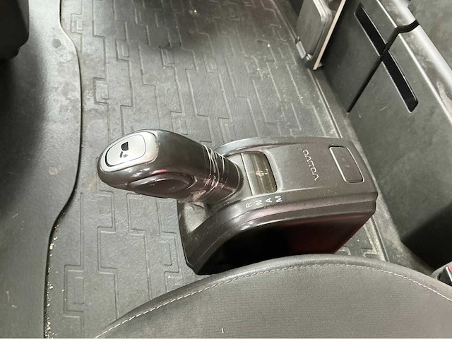 2018 volvo fh schade trekker (74113-696) - afbeelding 20 van  36