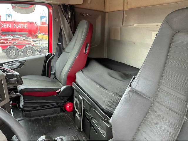 2018 volvo fh schade trekker (74113-696) - afbeelding 27 van  36