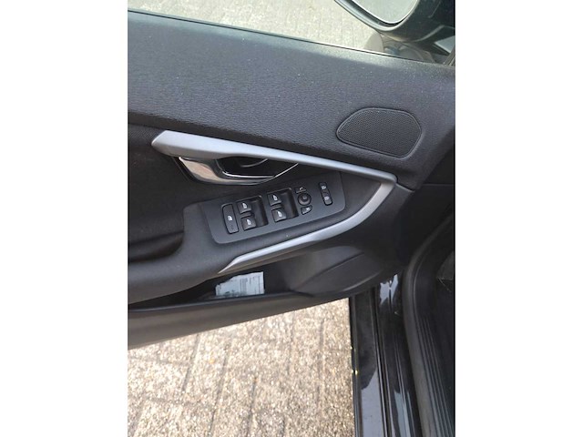 2018 volvo v40 2.0 d2 kinetic personenauto - afbeelding 4 van  12