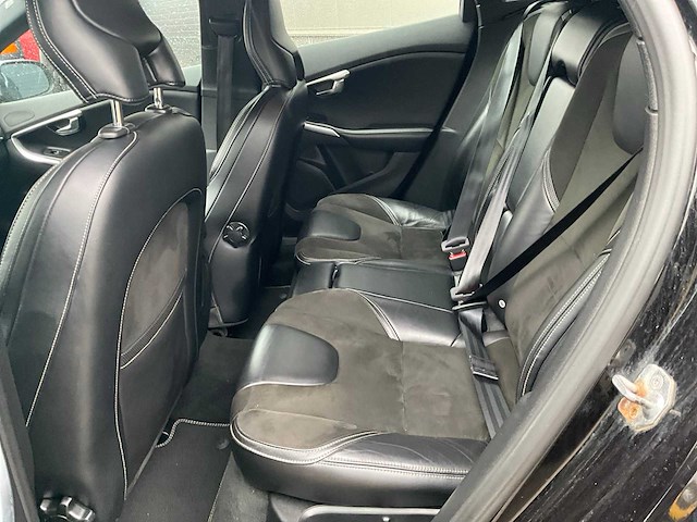 2018 volvo v40 2.0 t4 business sport rijschoolauto - afbeelding 11 van  28
