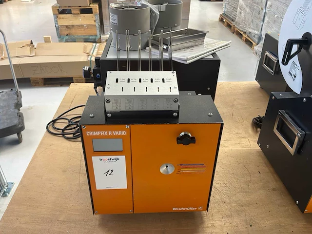 2018 weidmüller crimpfix r vario automatische kabel strip- en krimpmachine - afbeelding 2 van  6