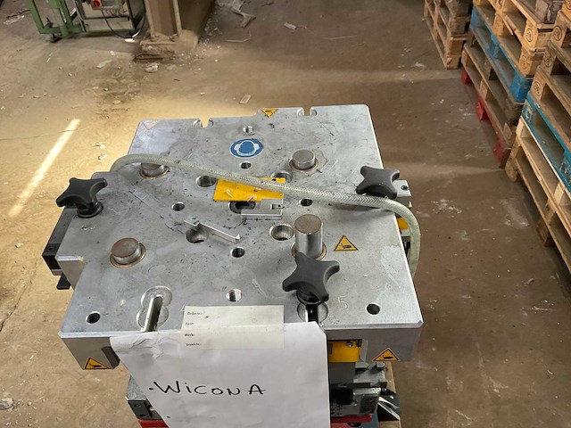 2018 wicona 5040001 pneumatische aluminium profiel ponsmachine - afbeelding 9 van  35