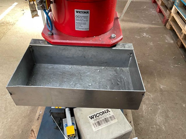 2018 wicona 5040001 pneumatische aluminium profiel ponsmachine - afbeelding 13 van  35