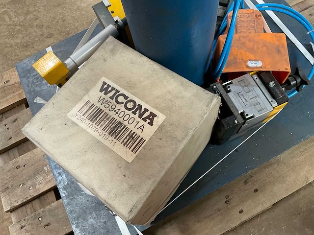 2018 wicona 5040001 pneumatische aluminium profiel ponsmachine - afbeelding 27 van  35