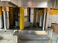 2018 wicona 5040001 pneumatische aluminium profiel ponsmachine - afbeelding 34 van  35