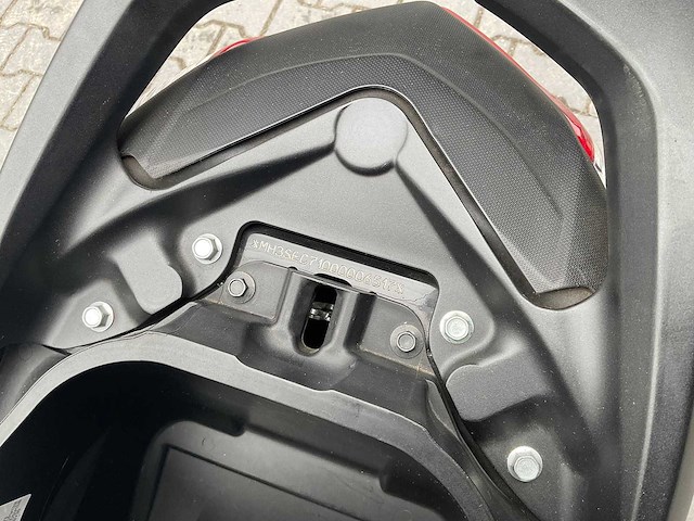 2018 yamaha - n max 125 - motorcycle - afbeelding 3 van  11