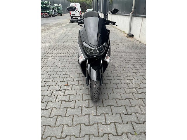 2018 yamaha - n max 125 - motorcycle - afbeelding 11 van  11