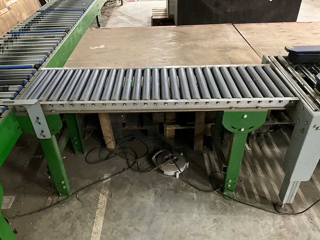 2018 youngsunpack mh-fj-1a dozensluitmachine met rollenbaan - afbeelding 2 van  4