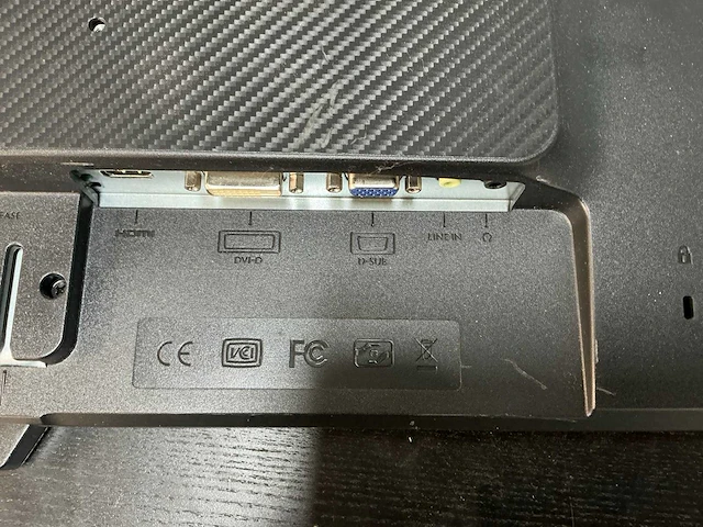 2019 - benq - gl2460-t lcd - monitor 24 inch - afbeelding 8 van  9