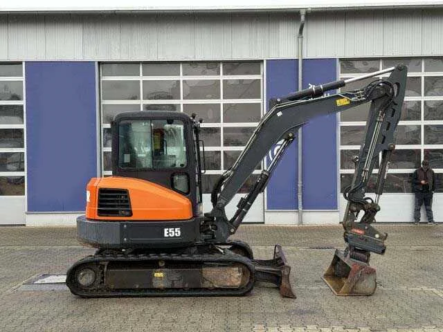 2019 - bobcat - e55 - tracked excavator - afbeelding 16 van  30